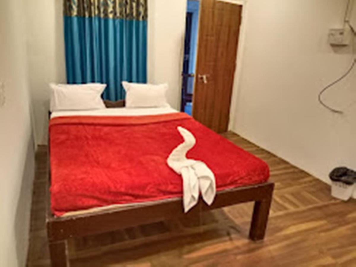 Hotel Paradise Inn Nagaon  Kültér fotó